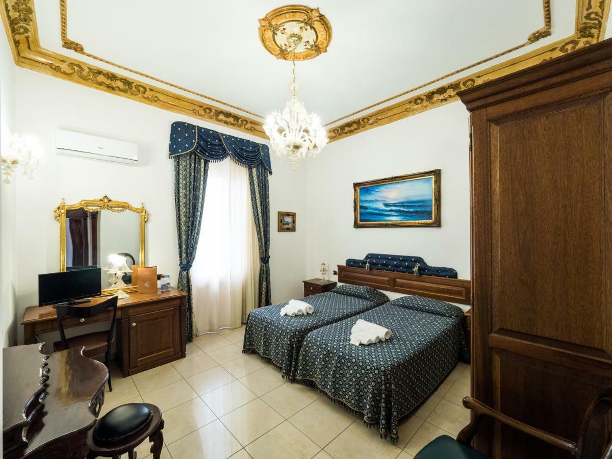 Euro Hotel 伊格莱西亚斯 外观 照片