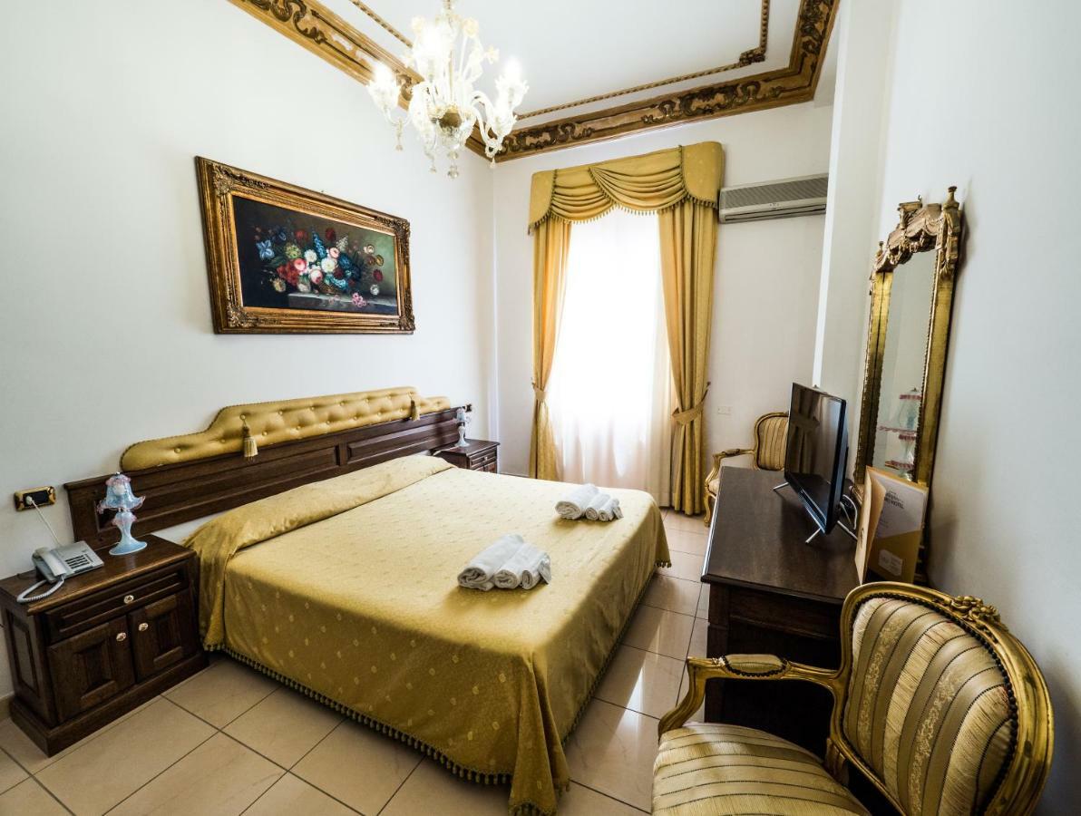 Euro Hotel 伊格莱西亚斯 外观 照片